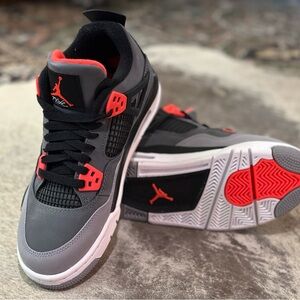 Brand New Air Jordan 4 Retro